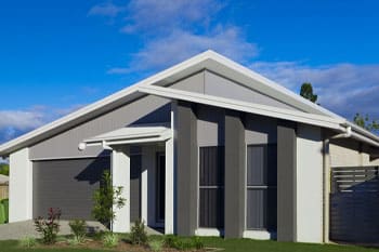 Australian Suburban House — Accounting in Bundall, QLD